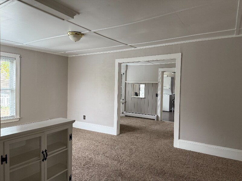 Building Photo - 71 Keeley St