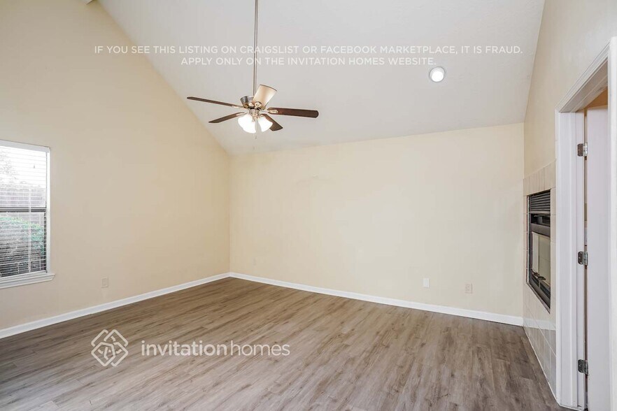 Building Photo - 14635 S Hearthstone Green Dr