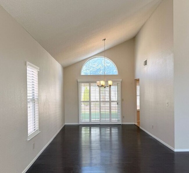 Building Photo - FABULOUSLY CLEAN AND CHARMING HOME IN THE LAKES COMMUNITY OF SOUTHWEST LAS VEGAS