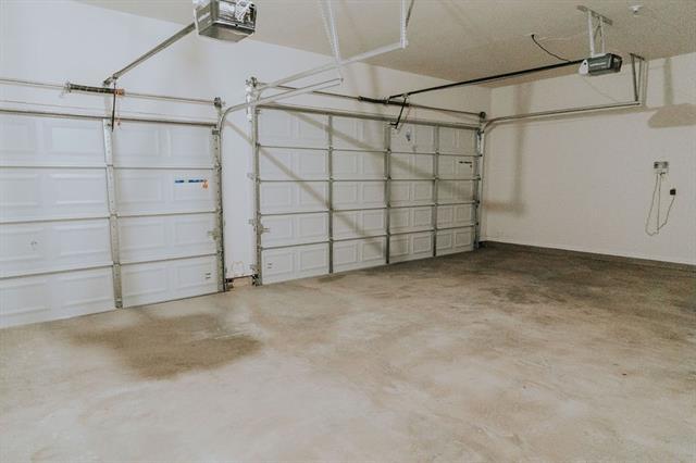 Building Photo - 989 Sprangletop St