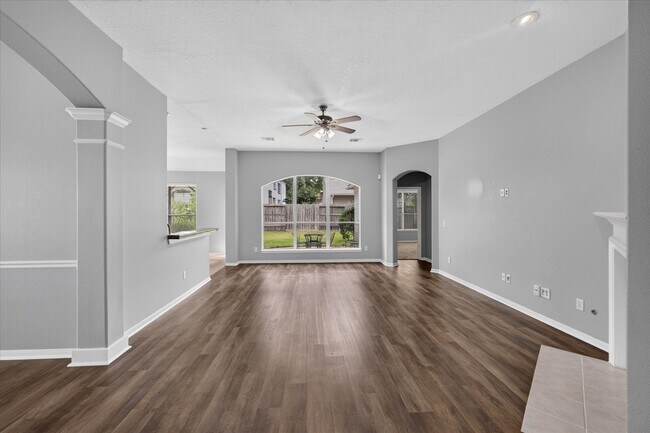 Building Photo - 26 Millport Dr
