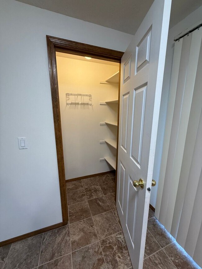 Building Photo - moojoh01 4212-4214 47th Ave NE