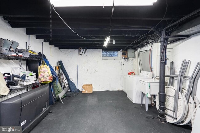 Building Photo - 3606 Miller St