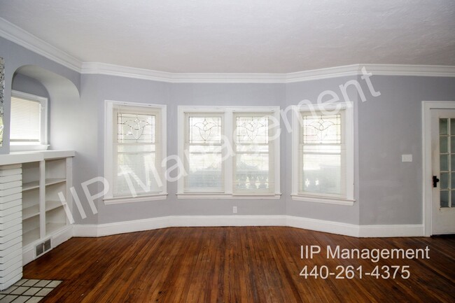 Building Photo - 3589 Chelton Rd
