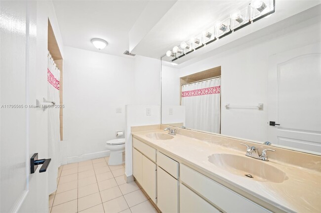 Building Photo - 10401 SW 139th St