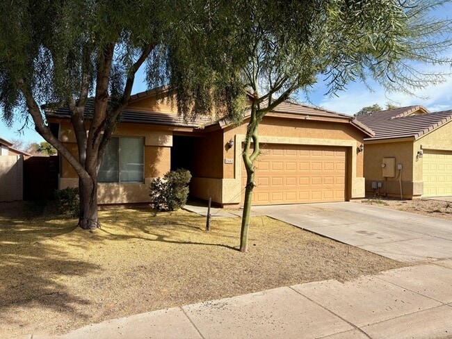 Building Photo - 7142 W Beverly Rd