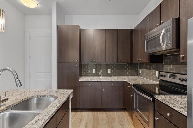 Building Photo - 1900 Barton Springs Rd