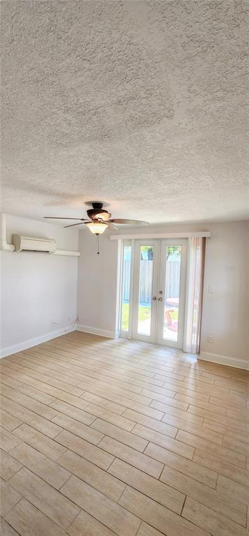 Building Photo - 14026 E Parsley Dr