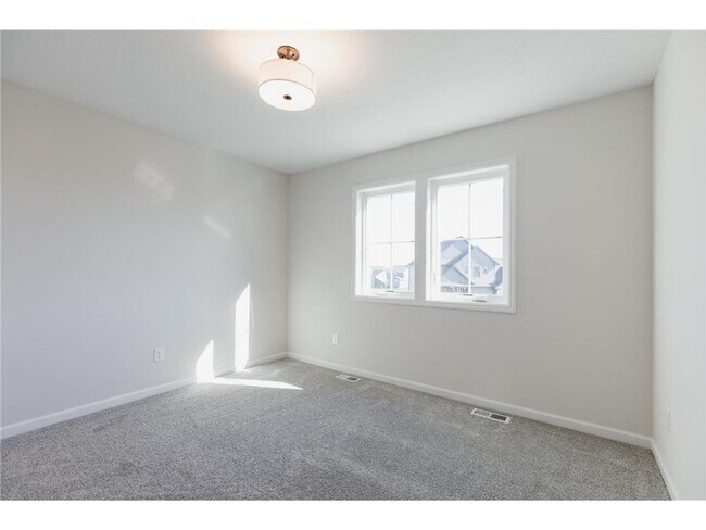 Building Photo - 10226 Arrowwood Path