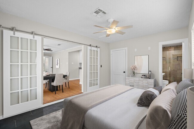 Building Photo - 2007 Wakefield Dr