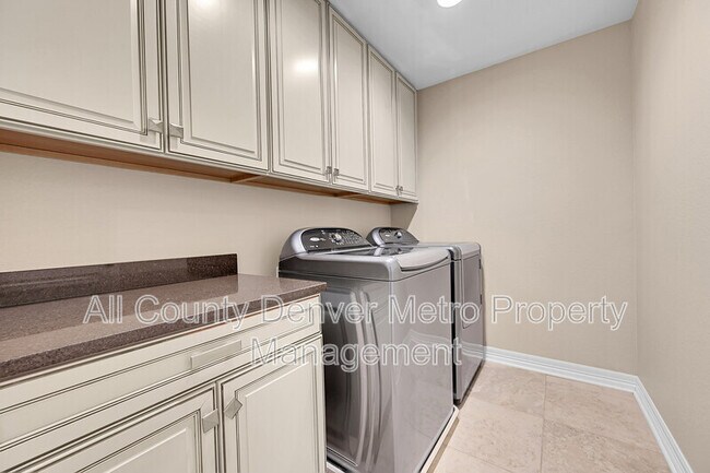 Building Photo - 8152 E 49th Pl