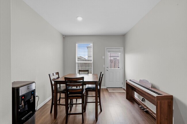 Building Photo - 17866 Plow Horse Ln