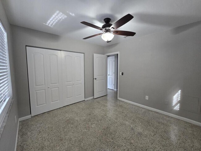 Building Photo - 6258 Harcross Ct