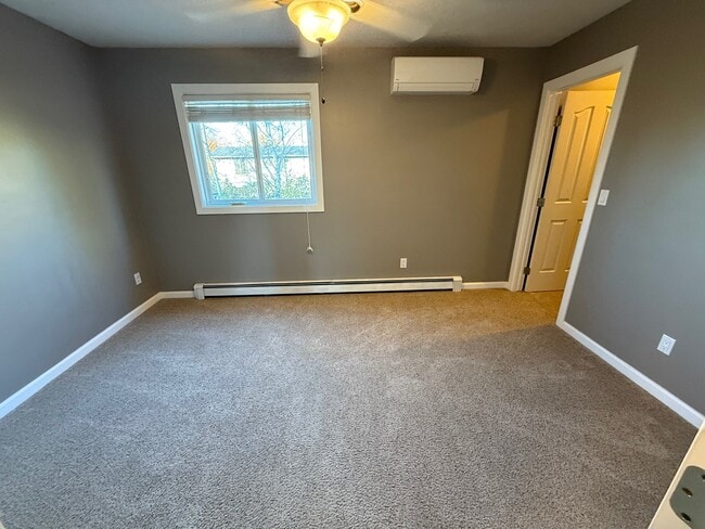 Building Photo - 503 N Yellowstone Ave