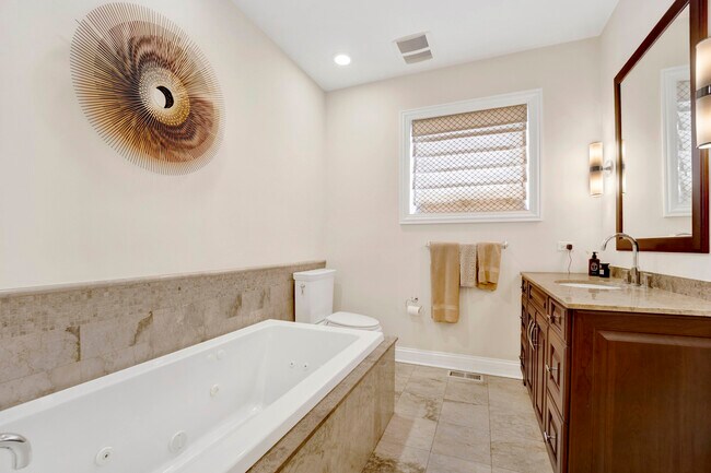 Building Photo - 460 Pennsylvania Ave