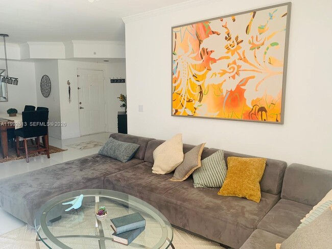 Building Photo - 17150 N Bay Rd