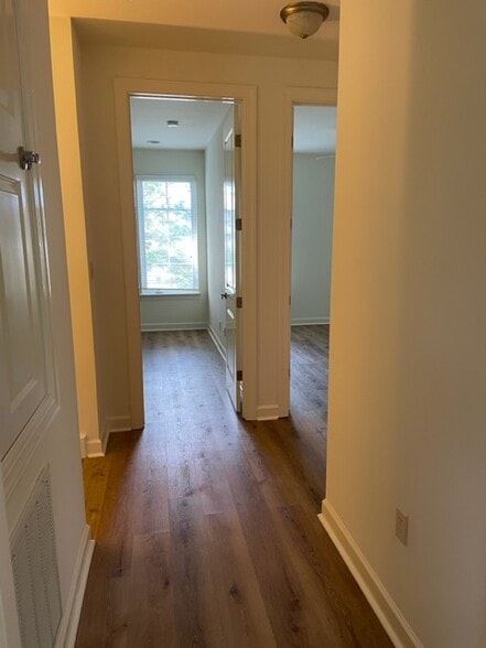 Upstairs Landing - 81 Christian Dr