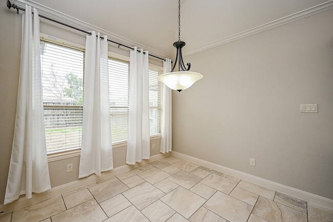 Building Photo - 5315 Little Creek Ct