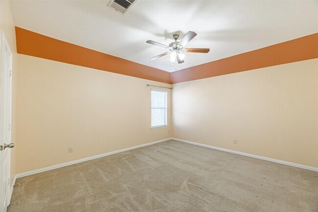 Building Photo - 9919 Kendahlwood Ln