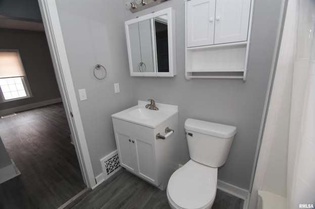 Building Photo - 1124 18th Ave