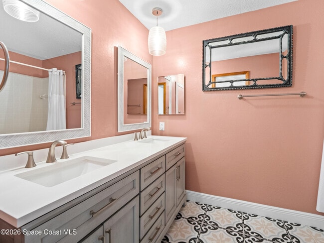Building Photo - 751 Greenwood Manor Cir