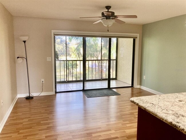 Building Photo - 305 30th Ave W