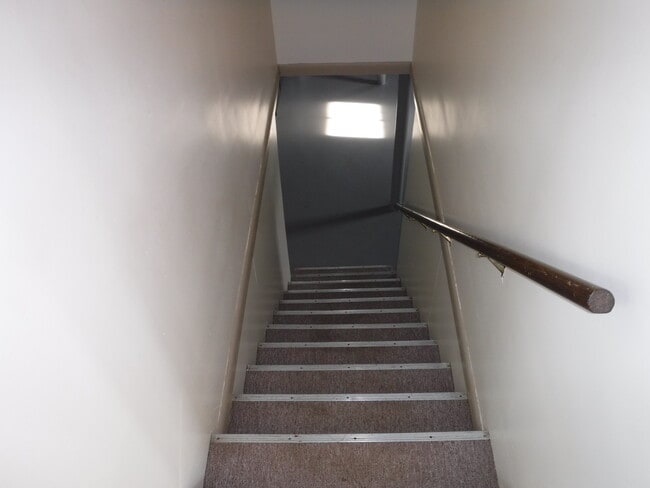 Building Photo - 304 E Gary St