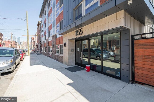 Building Photo - 1155 S 15th St