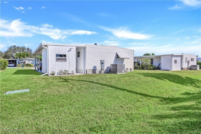 Building Photo - 21 Lemans Dr