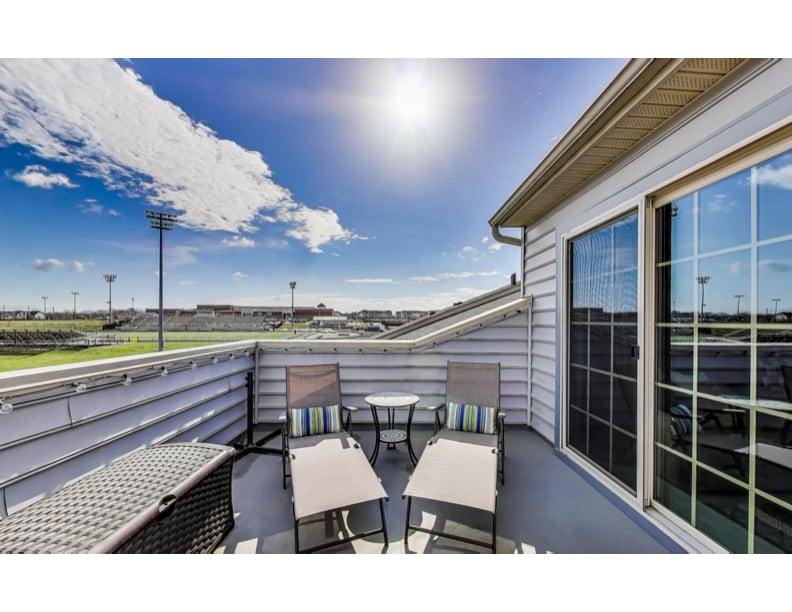 Terrace located off 4th bedroom - 5907 Duvel St