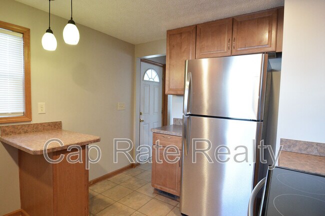 Building Photo - 2473 Renwood Pl