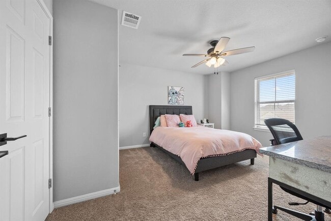 Building Photo - 313 Somerville St