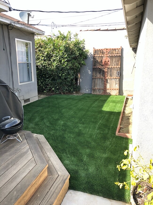 Building Photo - 1738 S Marvin Ave