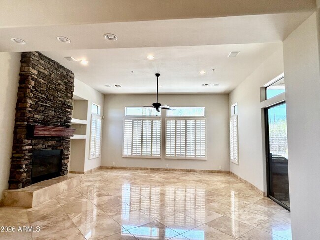 Building Photo - 7484 E Pontebella Dr