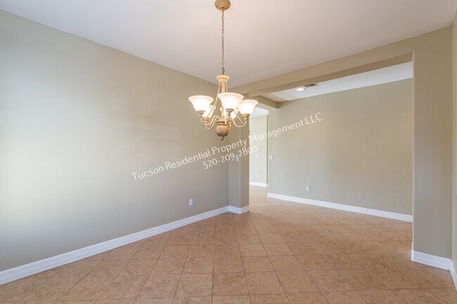 Building Photo - 799 West Camino Tunera