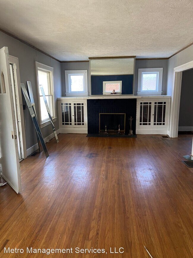 Building Photo - 3 br, 2.5 bath House - 809 Cecil
