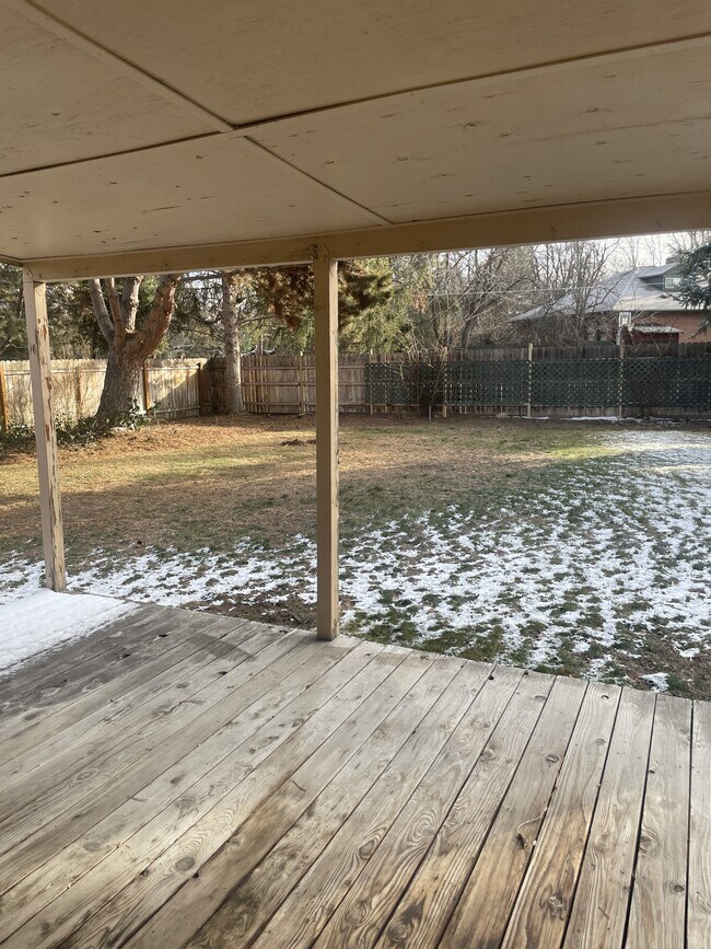 Building Photo - 3500 S Vintage Way