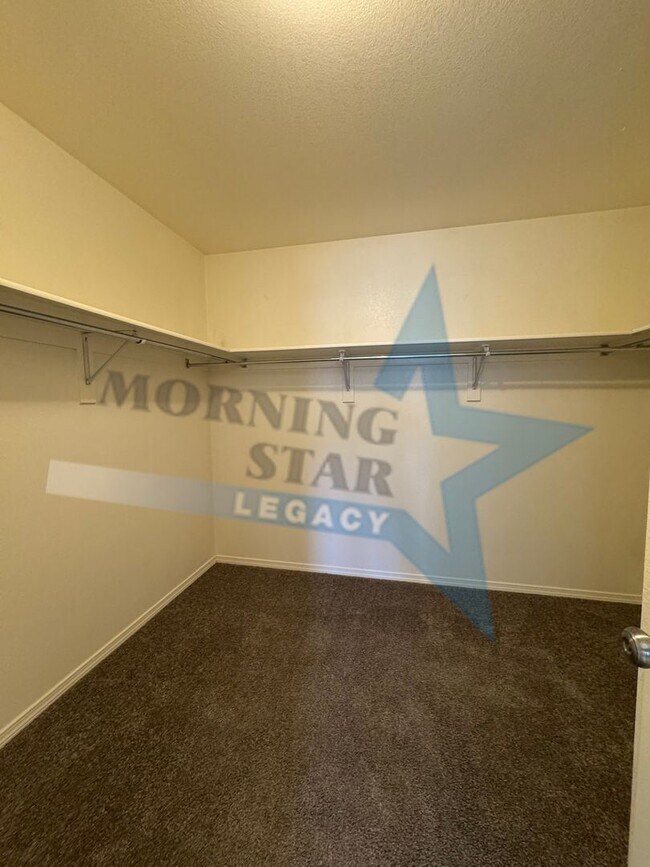 Building Photo - REDUCED! Spacious 4 Bed House in Rincon Mesa!