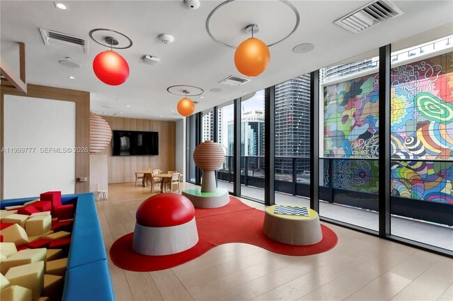 Building Photo - 1000 Brickell Plaza