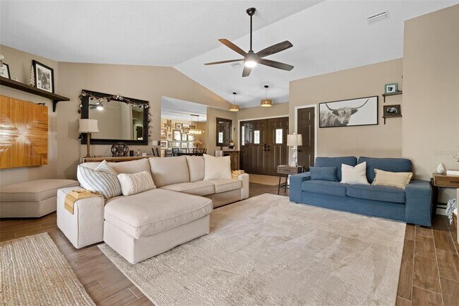 Building Photo - 10911 Victoria Arbor Way