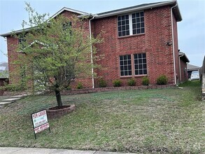 Building Photo - 2745 Ingram Cir