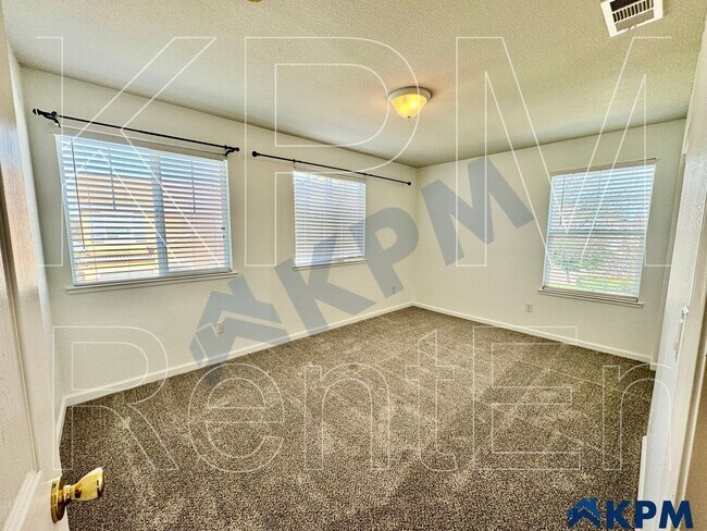 Building Photo - 1504 Cat Tail Dr