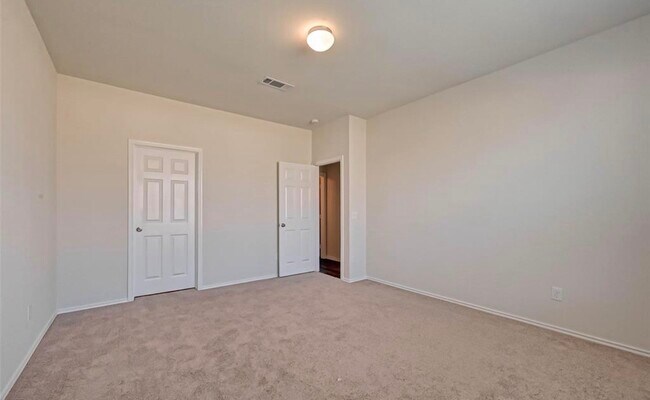 Building Photo - 1623 Avocet Way