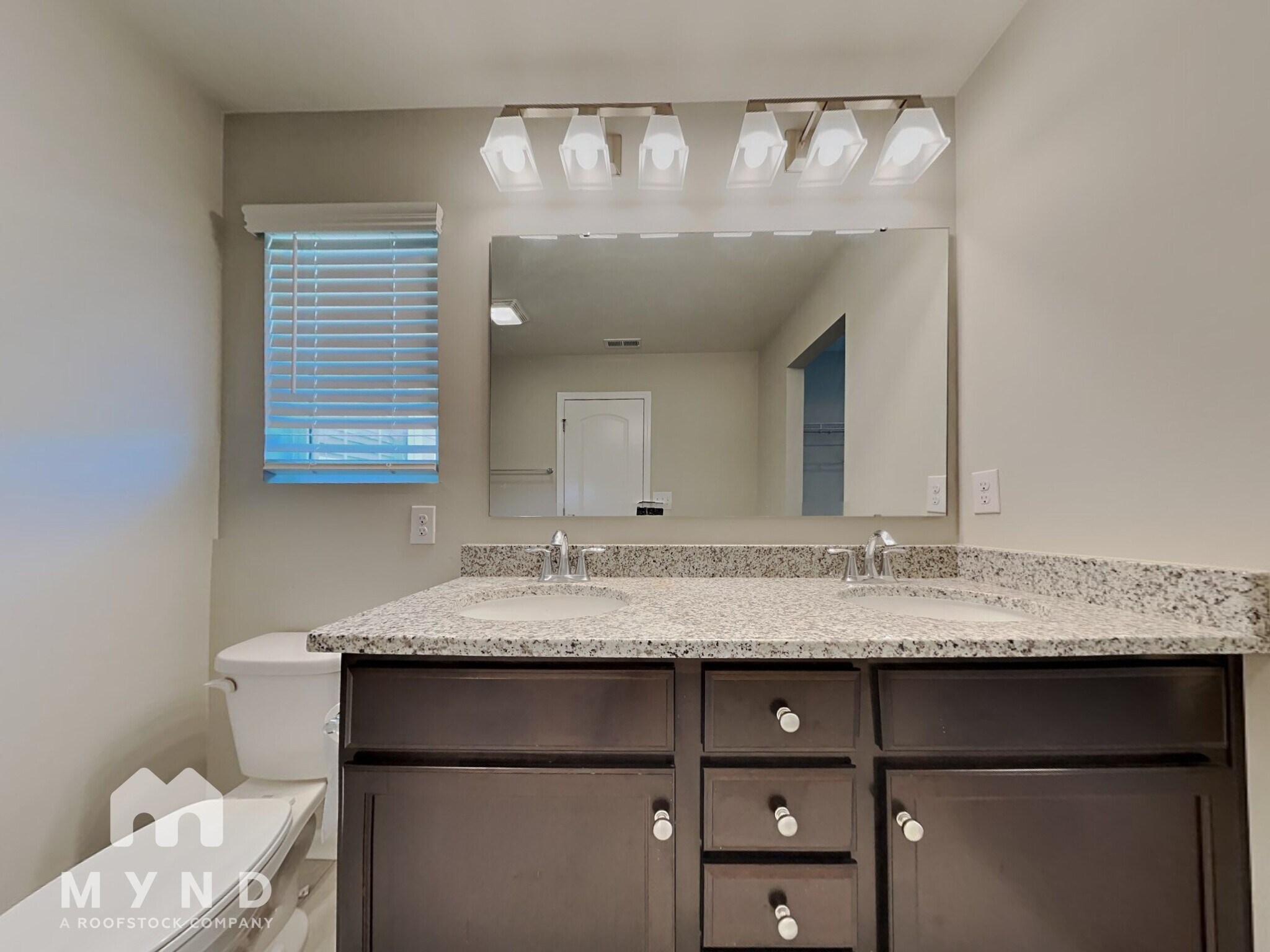 Building Photo - 8645 River Ridge Dr