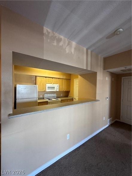 Building Photo - 6955 N Durango Dr