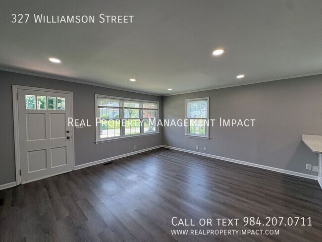 Building Photo - 327 Williamson St