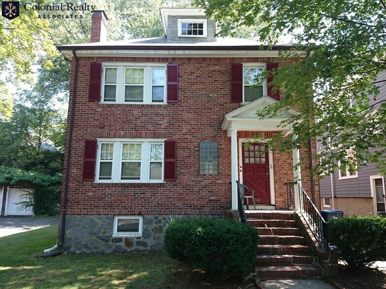 Building Photo - 29 Greycliff Rd