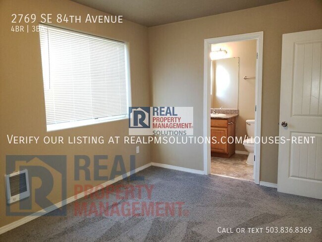 Building Photo - 2769 SE 84th Ave