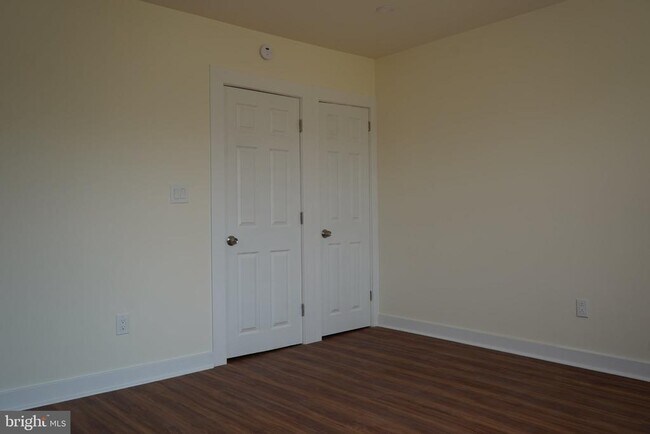 Building Photo - 140 S Keswick Ave
