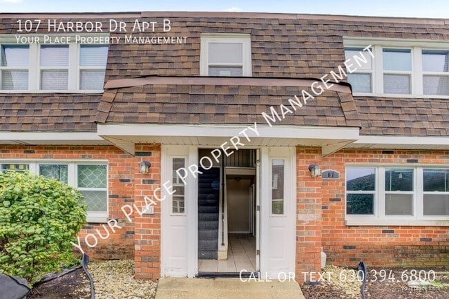 Building Photo - Beautifully updated 2BR, 1BA in Pelican Cove!